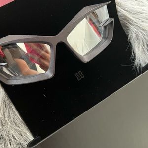 Givenchy Evewear Rectangle Frame Sunglasses